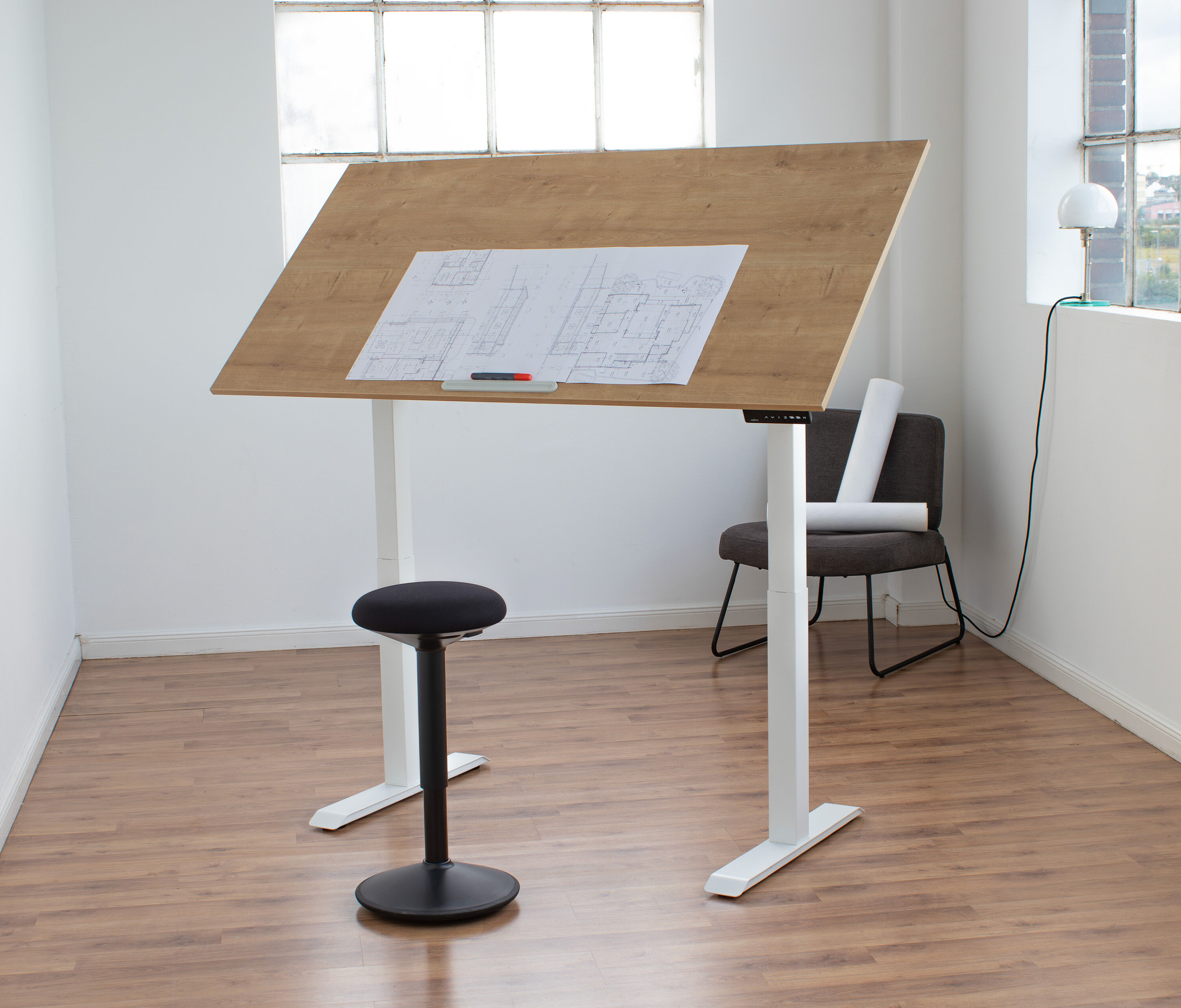 PRIMUS Studio Wit Topwit 1400 x 800