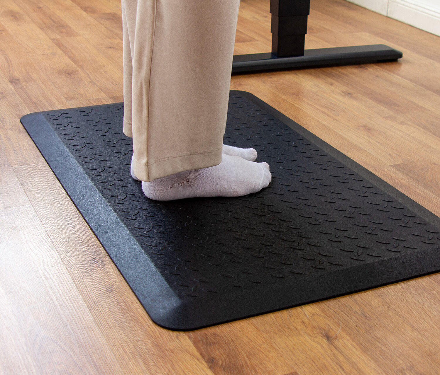 Ergohead 1 inch dikke anti-vermoeidheid keukenmat staande mat met massagebal, antislip staande bureaumat met massagepunt, multifunctionele comfortabele vloermat voor voeten, kantoor, thuis (zwart, 43 Ergohead 1 inch dikke anti-vermoeidheid keukenmat staande mat met massagebal, antislip staande bureaumat met massagepunt, multifunctionele comfortabele vloermat voor voeten, kantoor, thuis (zwart, 43