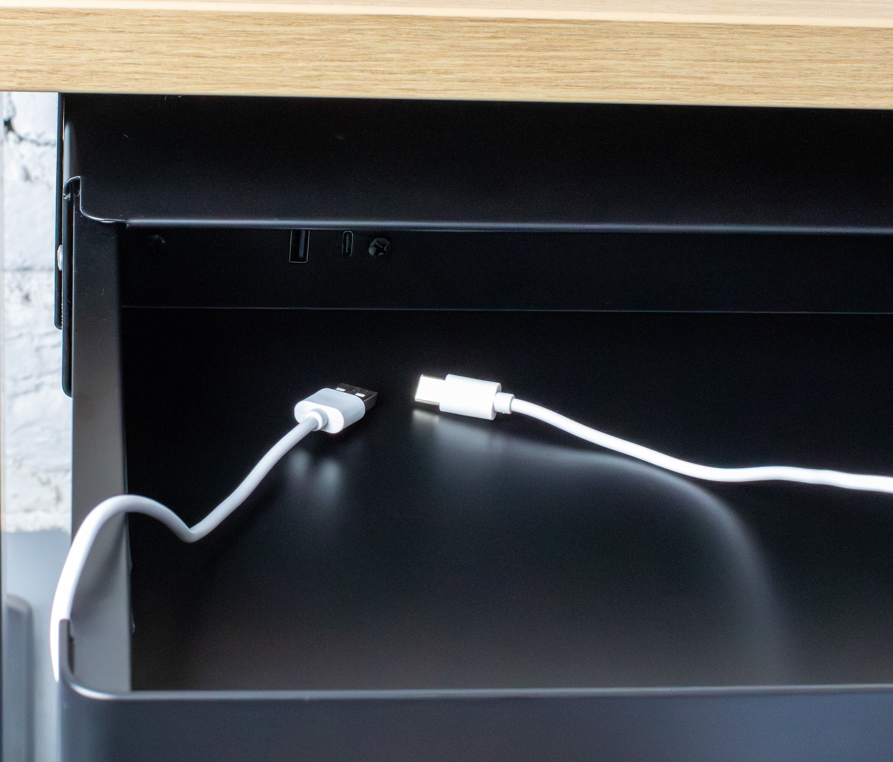 Untertisch Schublade mit USB Lader Weiß