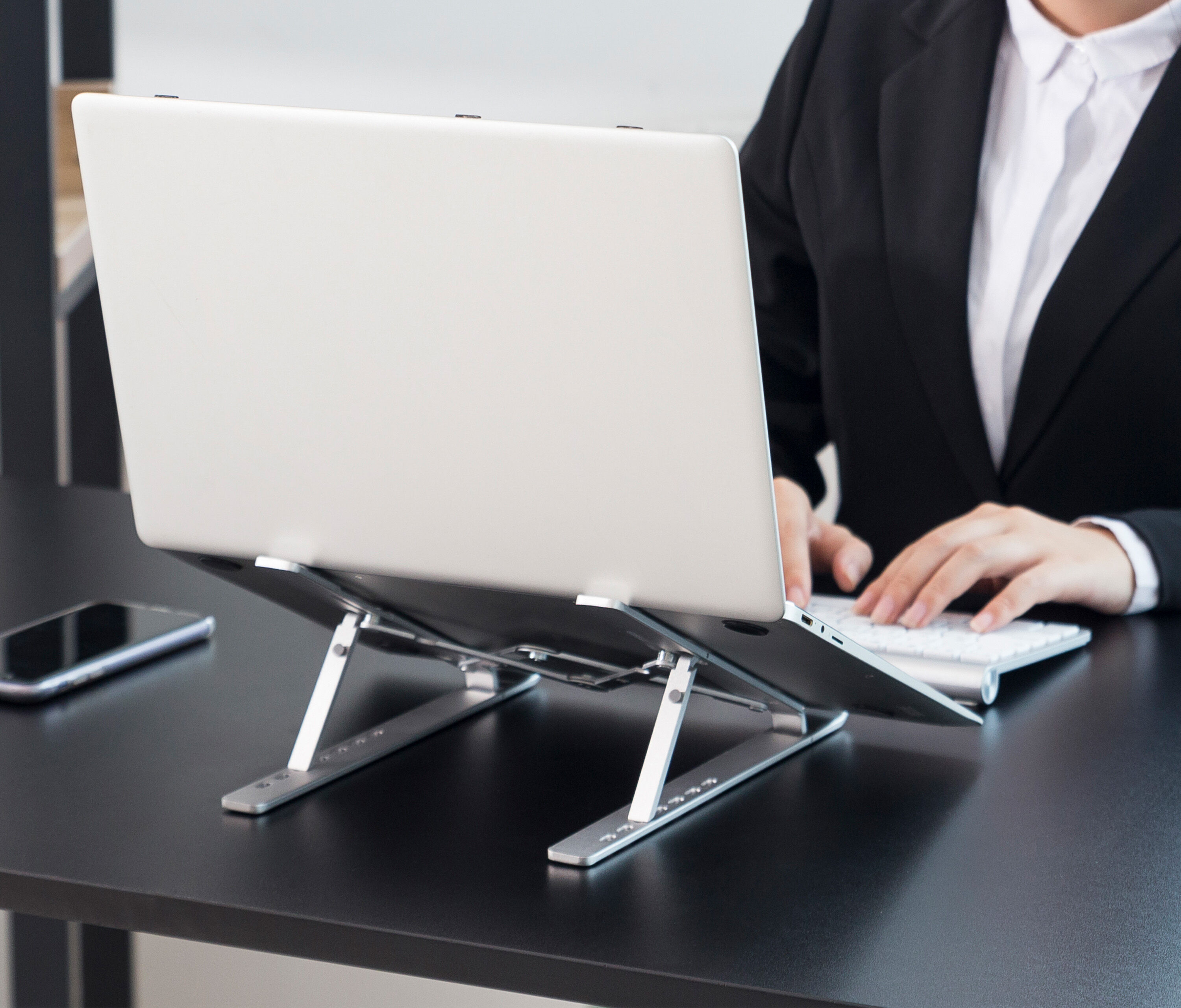 Mobiler Aluminium Laptopständer