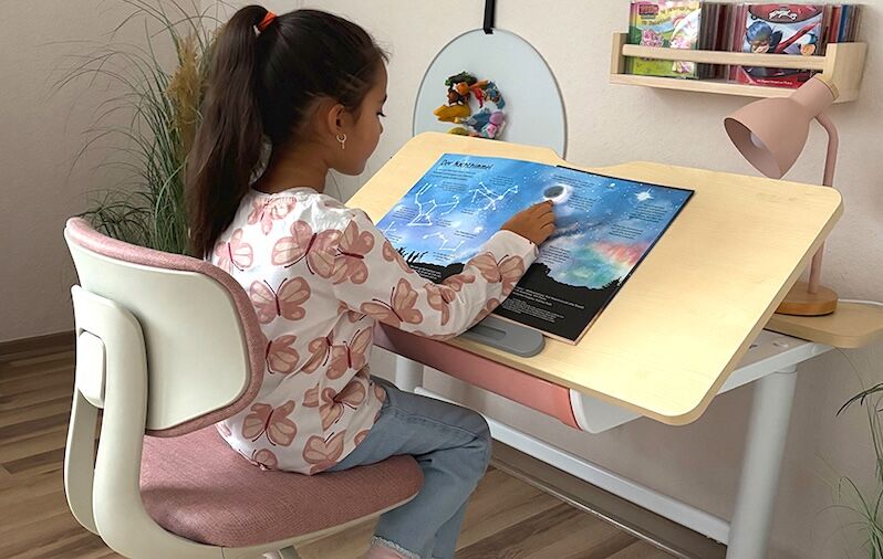 Kinderzimmerschreibtisch